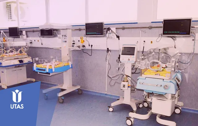 Unidad neonatal con monitores UM 300-S