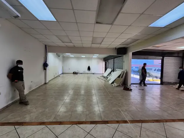 Visita a la sala antes de la obra
